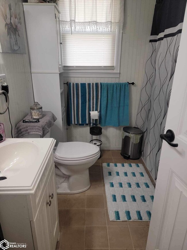 317 W Jefferson St, Osceola, IA 50213 - photo 6