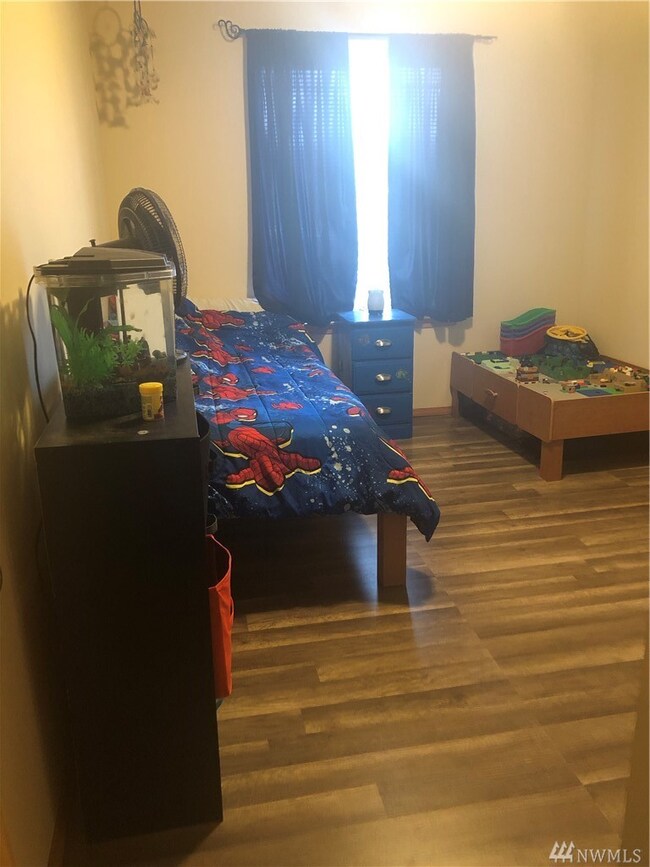 311 Groff Ave NW, Orting, WA 98360 - photo 6