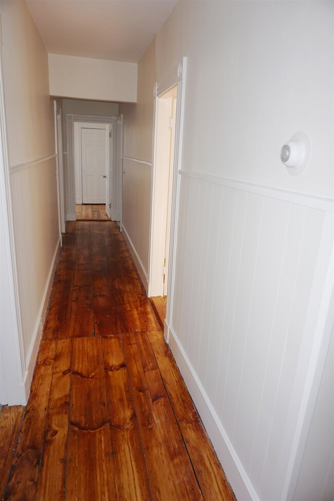 39 Harvard St unit 2, Nashua, NH 03060 - photo 5