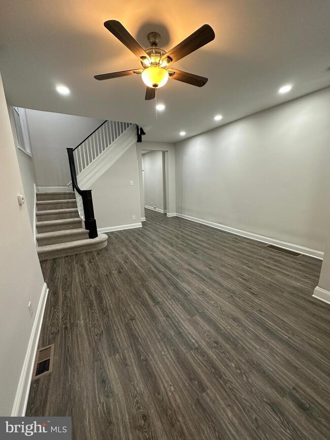 427 W Hansberry St, Philadelphia, PA 19144 - photo 3
