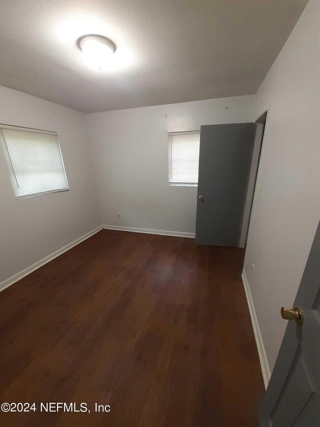 1135 Lake Shore Blvd unit 1137, Jacksonville, FL 32205 - photo 5