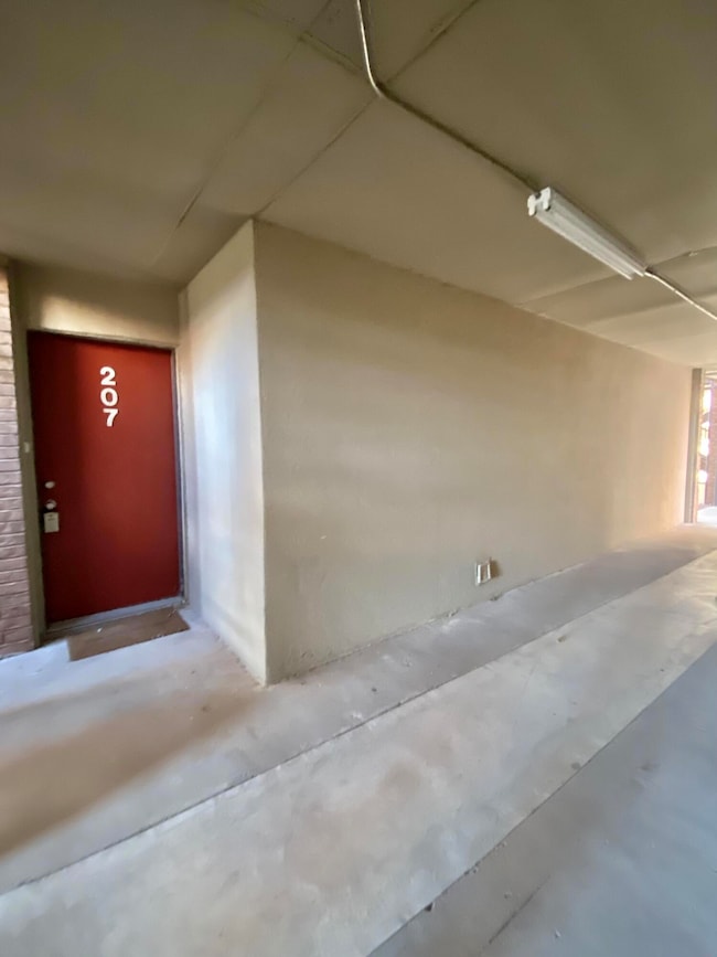 4433 N Stanton G 207 St, El Paso, TX 79902 - photo 3