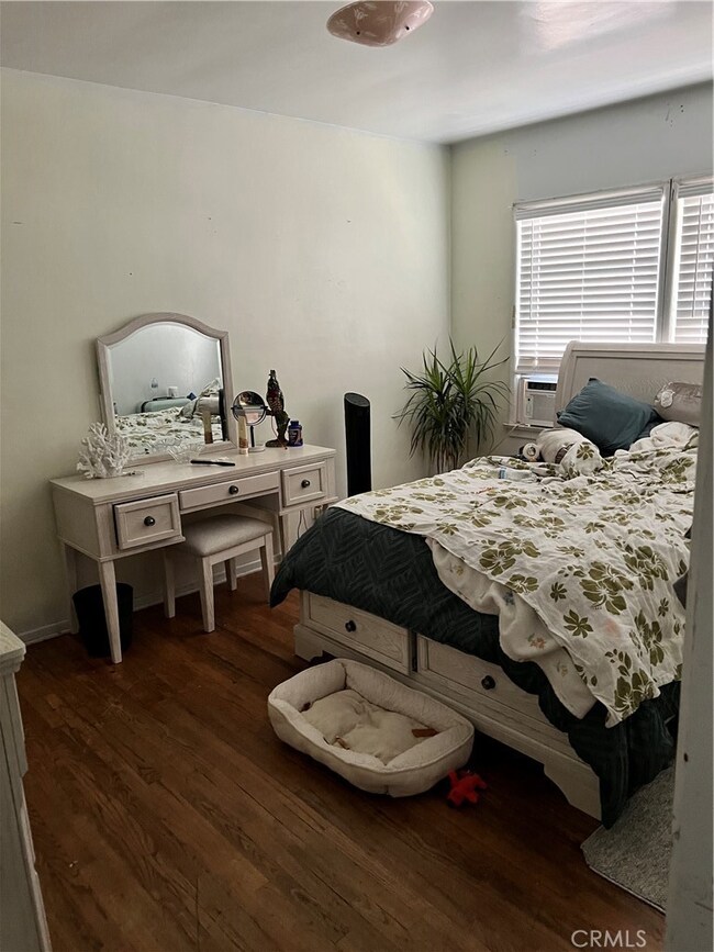 1037 Kewen St, San Fernando, CA 91340 - photo 5