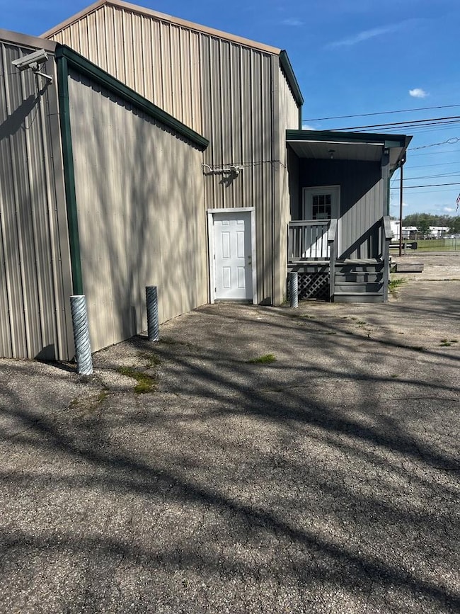 650 E 2nd St, Waverly, OH 45690 - photo 3