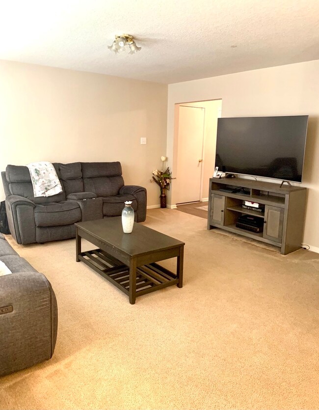 2811 Packard Elm St, Houston, TX 77038 - photo 6