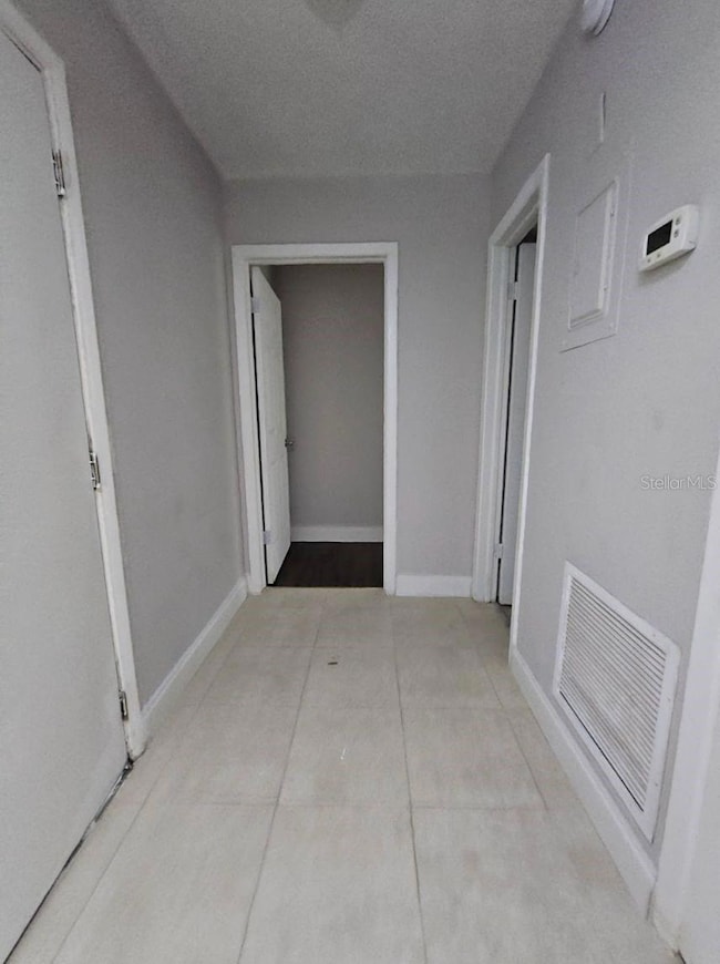 7611 Paula Dr unit 3, Tampa, FL 33615 - photo 6