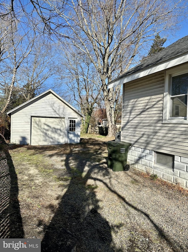 139 Otis Ave, Tuckerton, NJ 08087 - photo 2