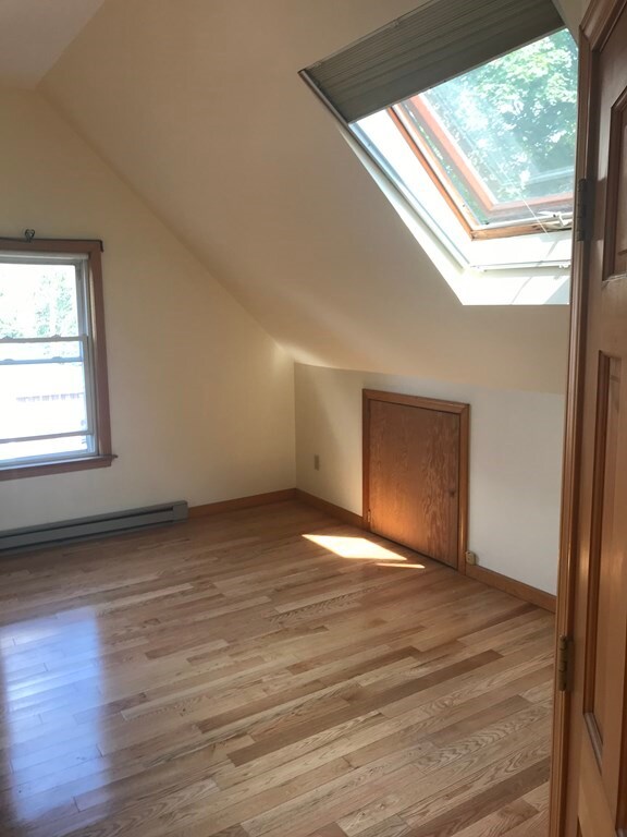 12 Lincoln Rd unit 1, Newton, MA 02458 - photo 5