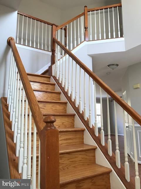 11133 Yellow Leaf Way, Germantown, MD 20876 - photo 2