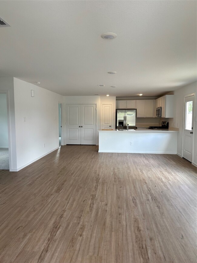 17939 Becker Landing Dr, Hockley, TX 77447 - photo 3