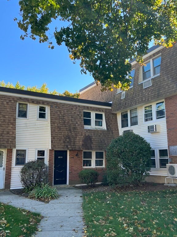 80 Damon Rd unit 8111, Northampton, MA 01060 - photo 2