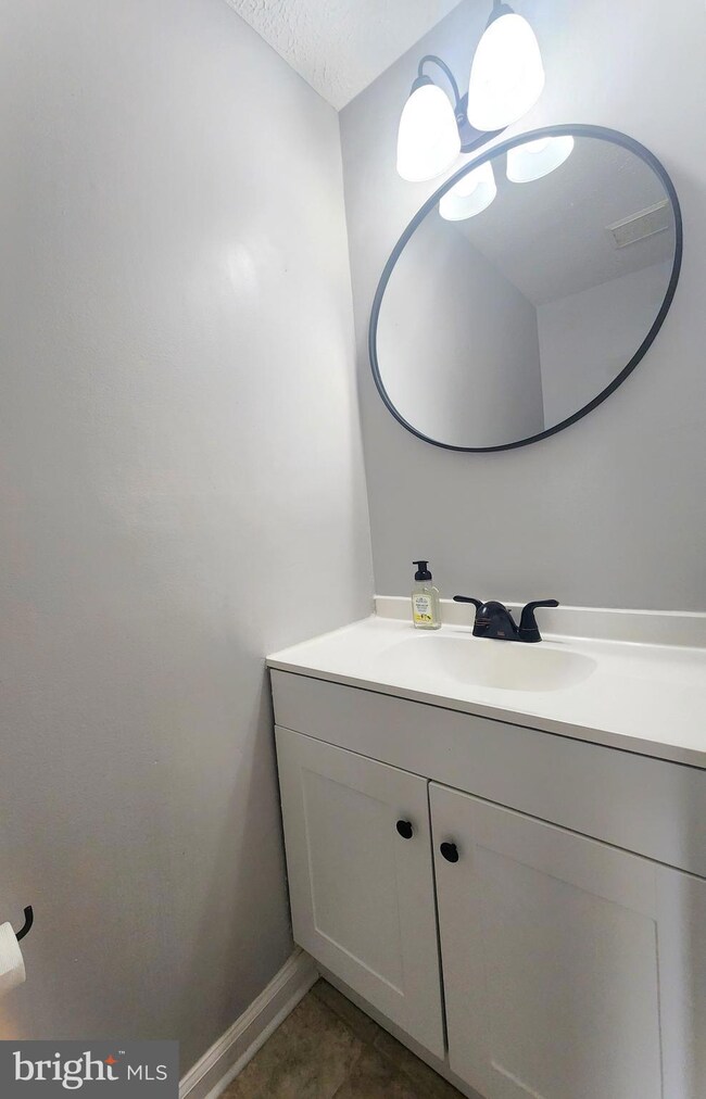 557 Cascade Way, Frederick, MD 21703 - photo 4