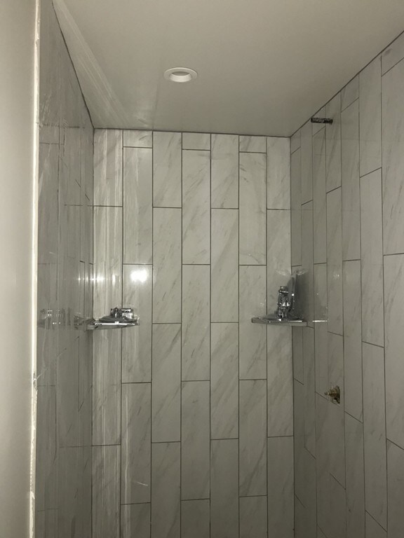 180 Endicott St unit 4, Boston, MA 02113 - photo 3