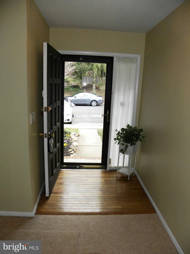 450 Five Farms Ln, Lutherville Timonium, MD 21093 - photo 4