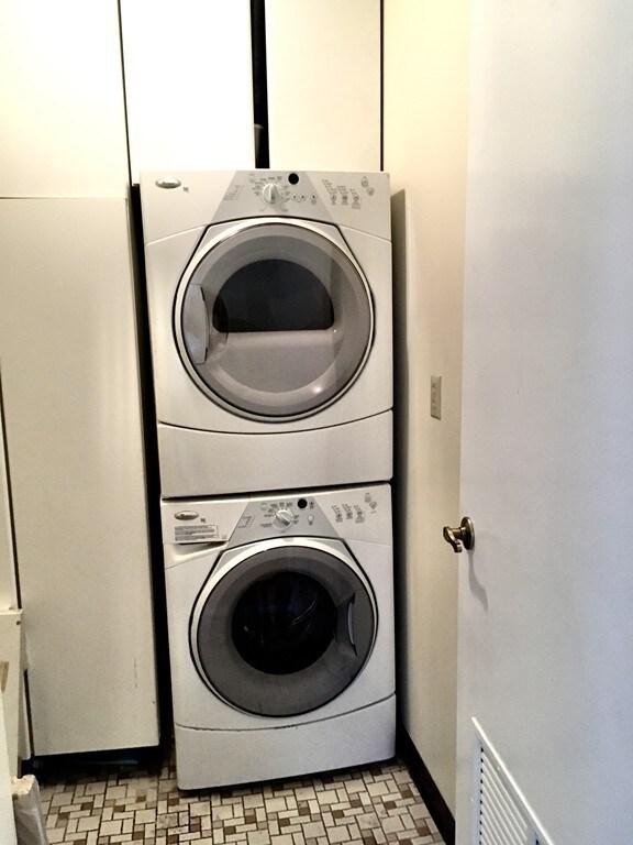 925 E 2nd St unit 2, Boston, MA 02127 - photo 3