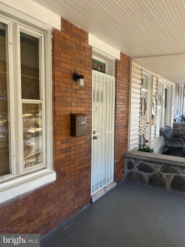 133 N Monastery Ave, Baltimore, MD 21229 - photo 2