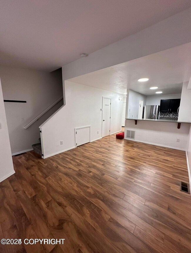 10212 Jamestown Dr unit 102D, Anchorage, AK 99507 - photo 6