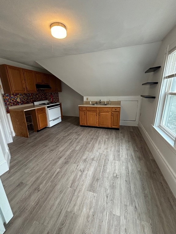 37 Almont St unit 3, Medford, MA 02155 - photo 4