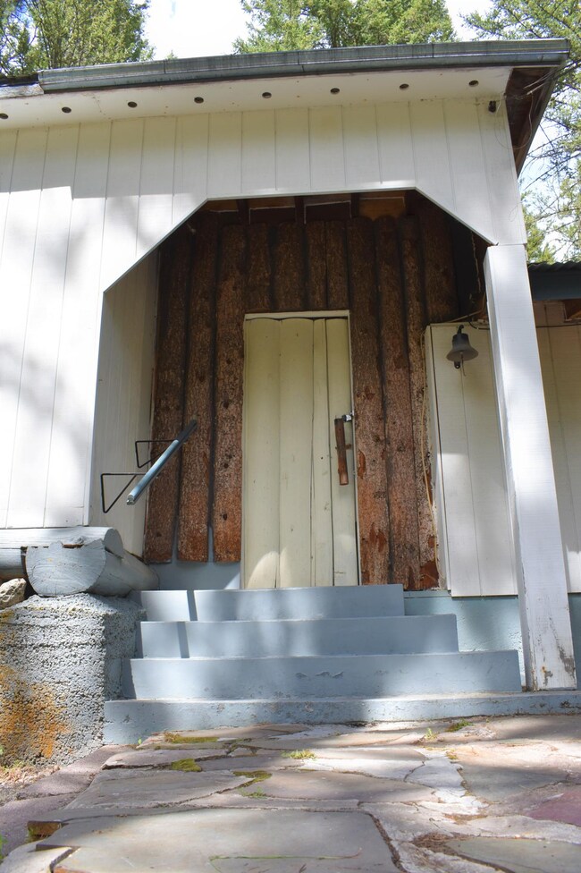 22750 Wallace Creek Rd, Clinton, MT 59825 - photo 5