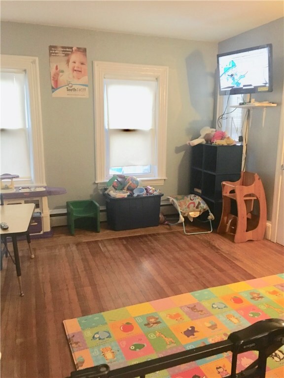 22 Whipple St, Pawtucket, RI 02860 - photo 6