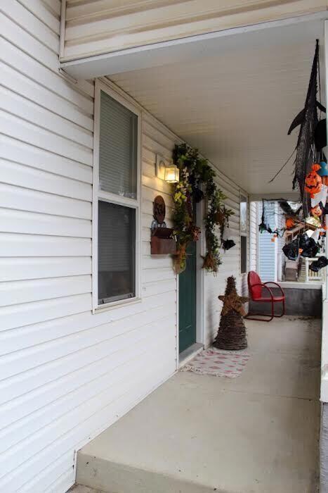 534 W 2nd St, Logan, OH 43138 - photo 3