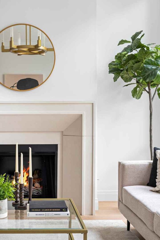 2127 W Dickens Ave, Chicago, IL 60647 - photo 5