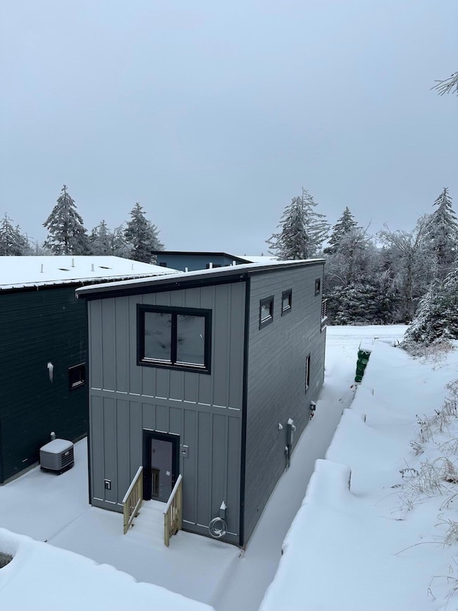 141 The Meadows Ln, Dunmore, WV 24934 - photo 3