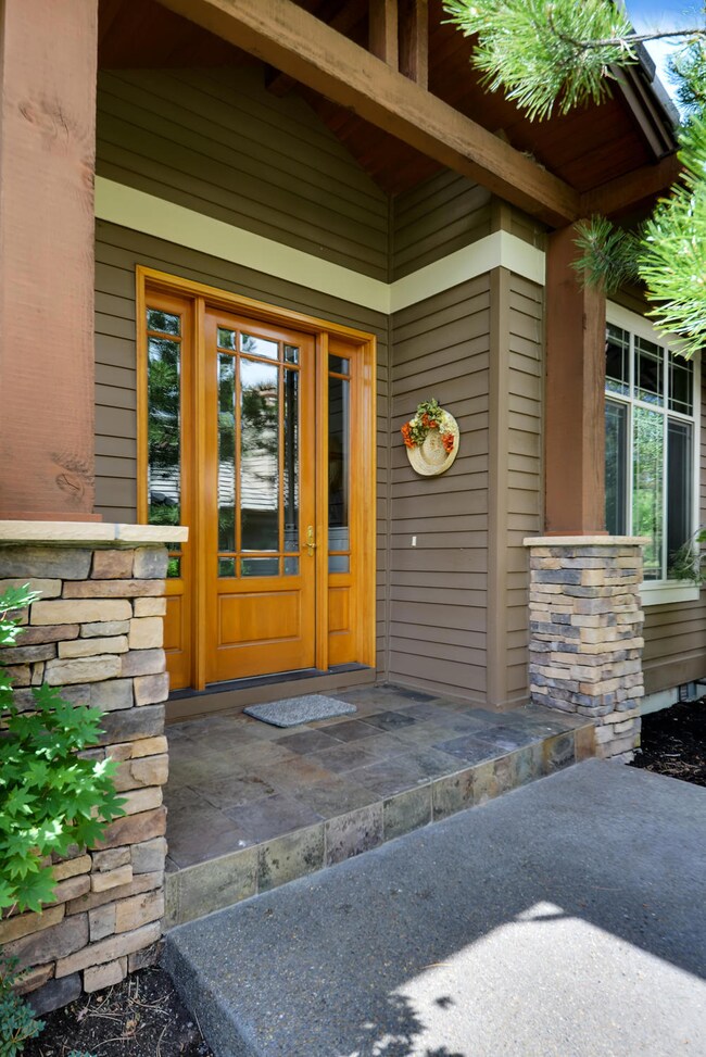 339 SW Mt Washington Dr-41