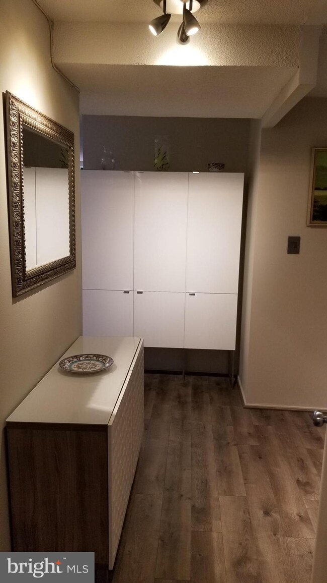 unlisted-address, Washington, DC 20024 - photo 3