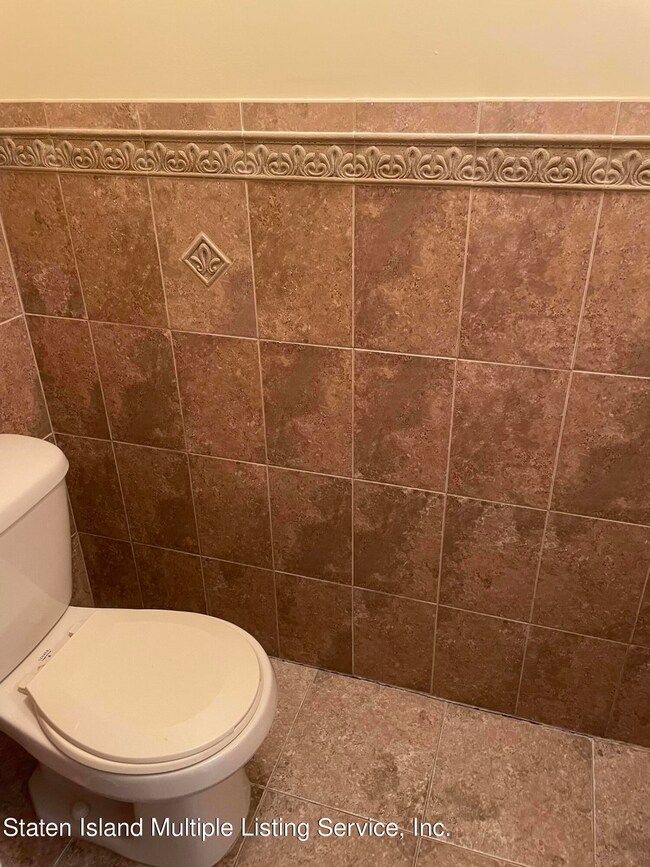 129 Ridgeway Ave unit 143, Staten Island, NY 10314 - photo 7