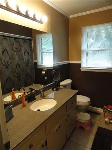 107 Russell St, Shelbyville, TN 37160 - photo 5