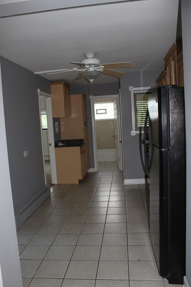 192 E Park Ave unit 2E, Elmhurst, IL 60126 - photo 4