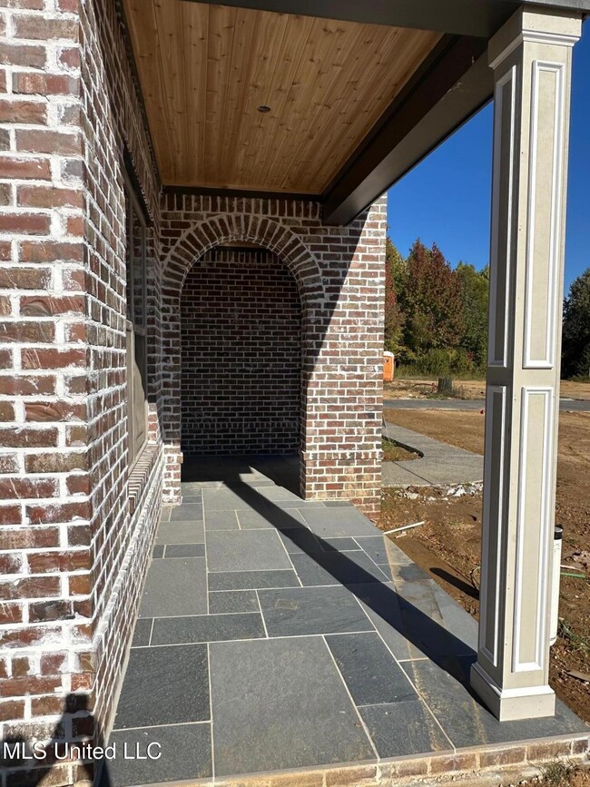 395 Ryecroft Dr, Hernando, MS 38632 - photo 7