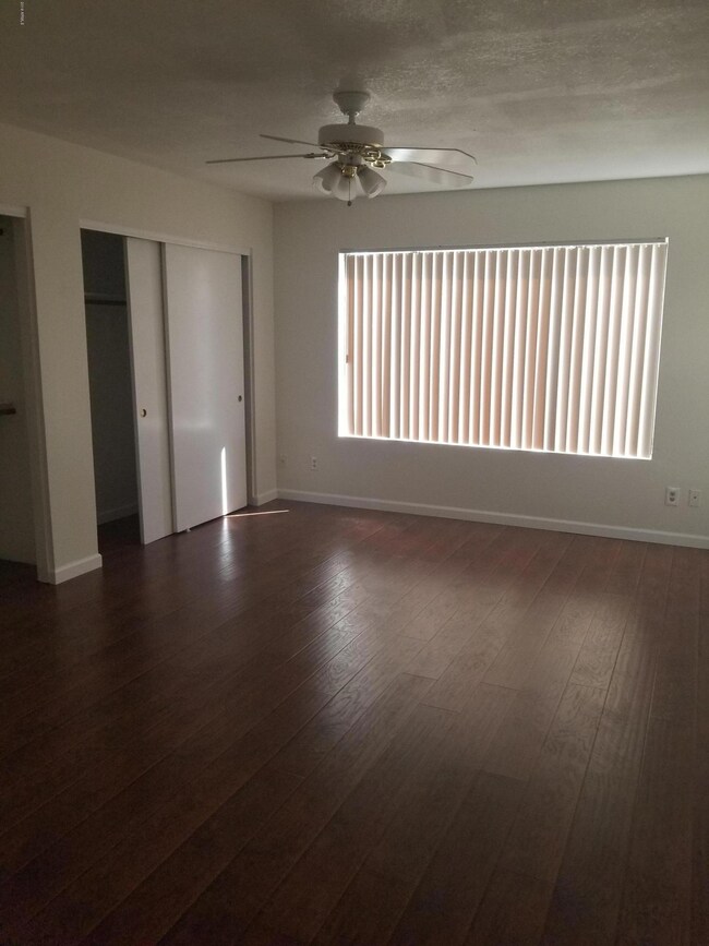 5749 W Mercury Way, Chandler, AZ 85226 - photo 6