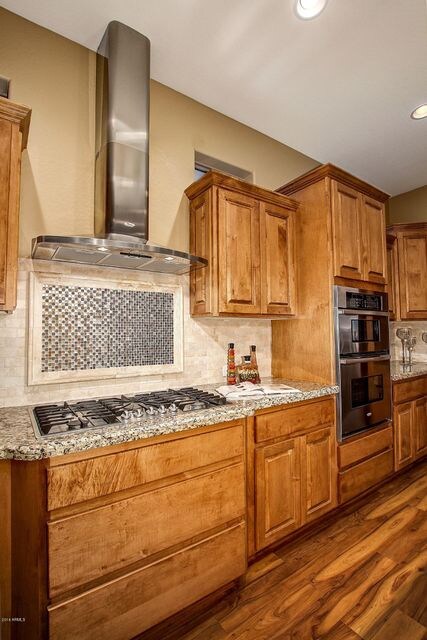 Kitchen hood