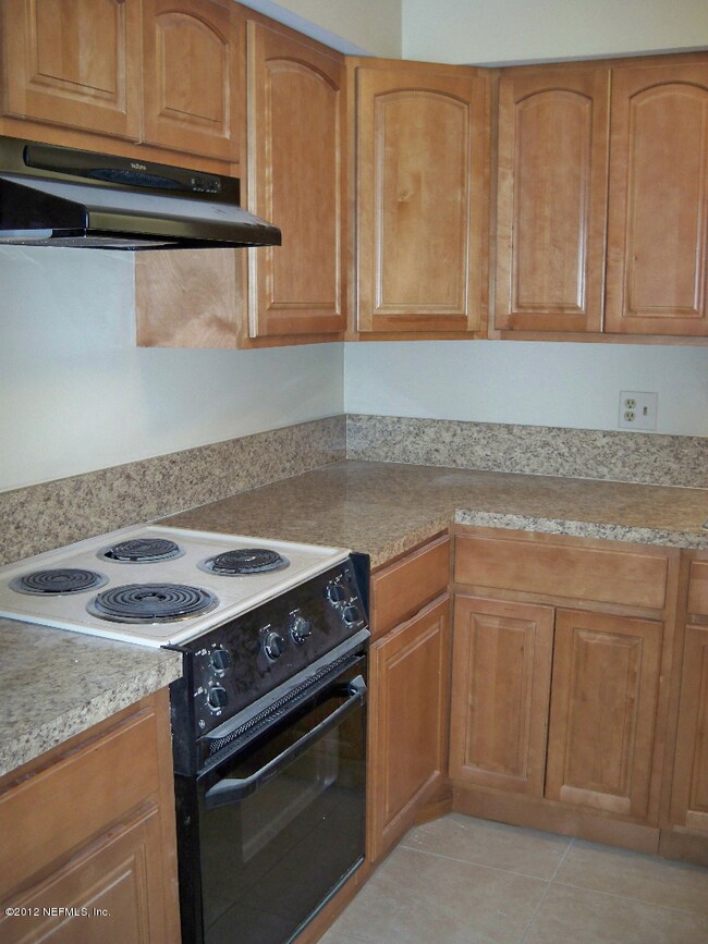 1716 El Camino Rd unit 4, Jacksonville, FL 32216 - photo 5