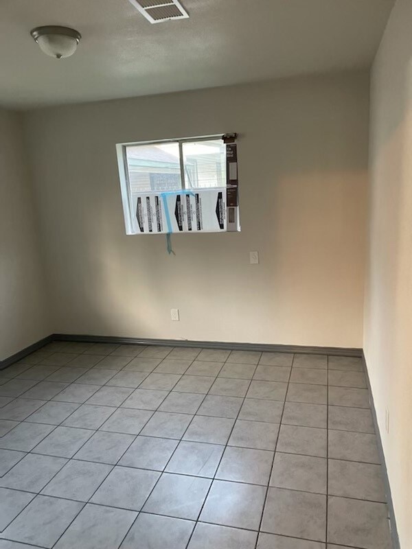 7319 Ley Rd, Houston, TX 77028 - photo 7