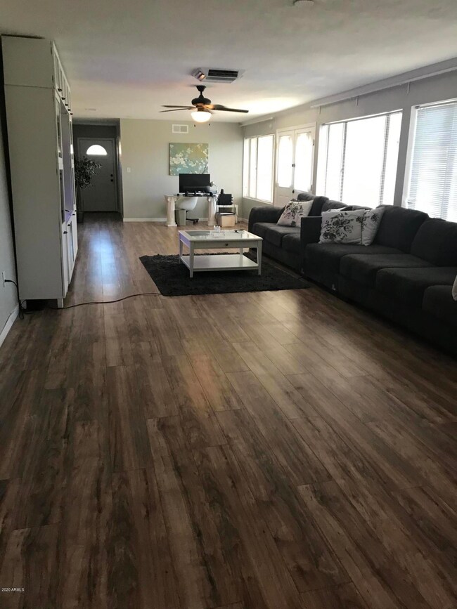 Family Room 3