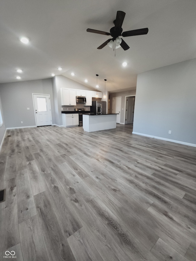 914 W 5th St, Seymour, IN 47274 - photo 3