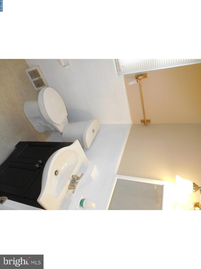 1 Jeffrey Rd unit 1ST FL, Aldan, PA 19018 - photo 7