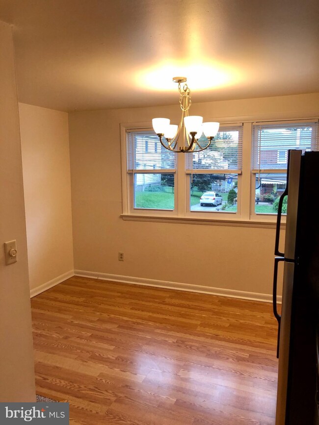 3232 Albemarle Ave unit LOWER UNIT, Drexel Hill, PA 19026 - photo 4