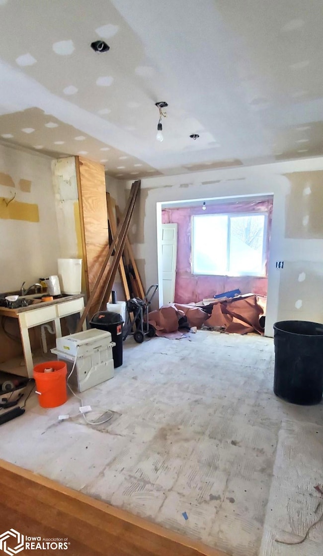 608 Moorehead St, Ida Grove, IA 51445 - photo 5