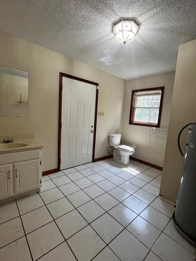 180 Worth Rd, Sylvester, GA 31791 - photo 7