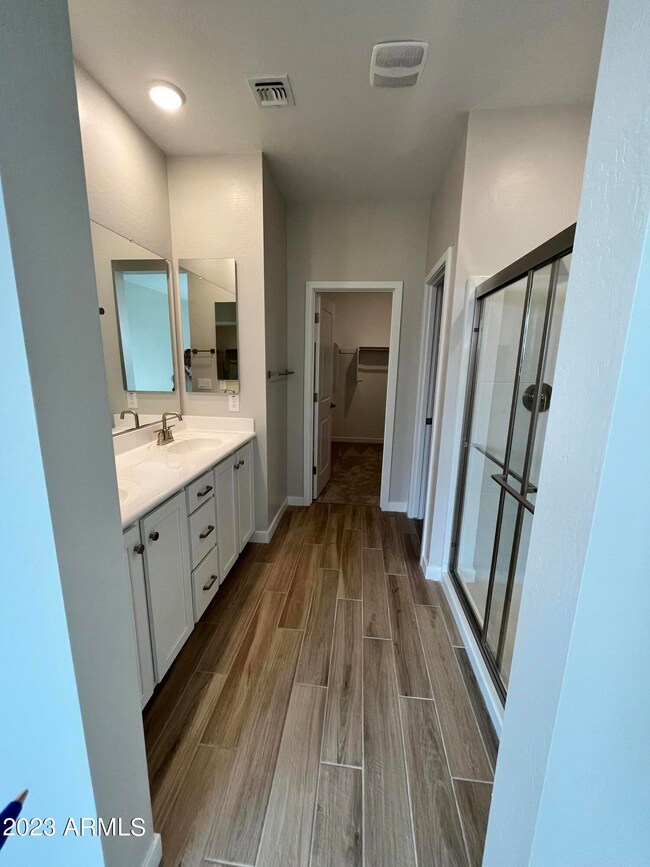 VSR 55 Master Bath