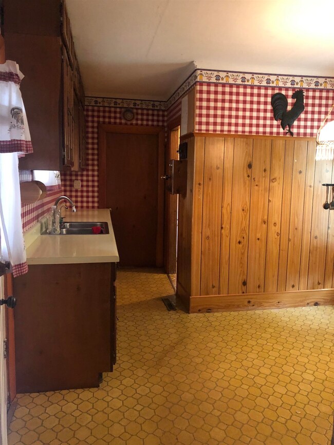 53 Newton Junction Rd, Kingston, NH 03848 - photo 2