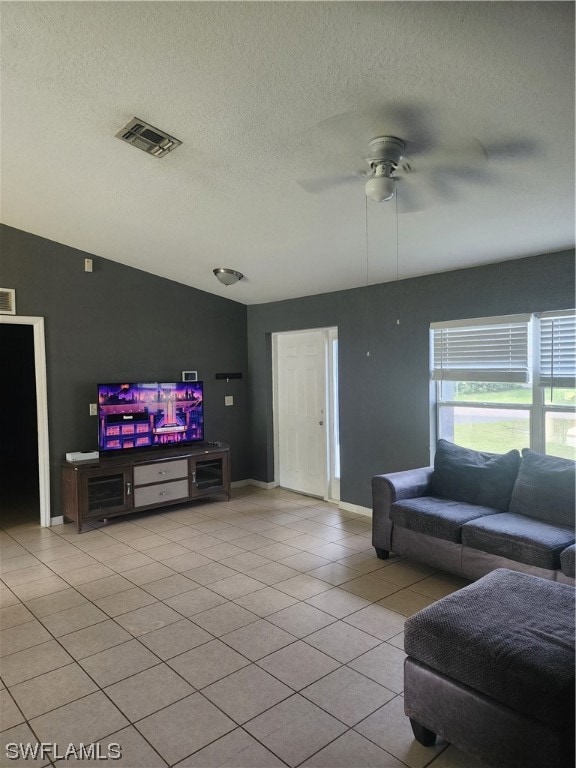 112 Viewpoint Dr, Lehigh Acres, FL 33972 - photo 2