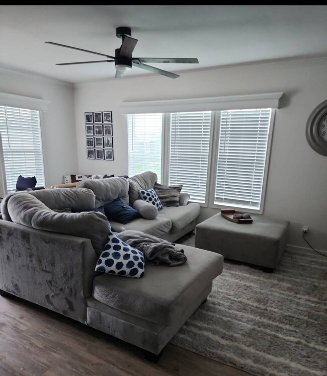 162 Elmwood Ln, Naples, FL 34112 - photo 6