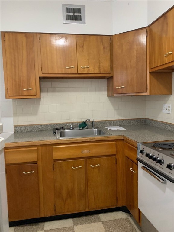 1890 Broad St unit 117, Cranston, RI 02905 - photo 5