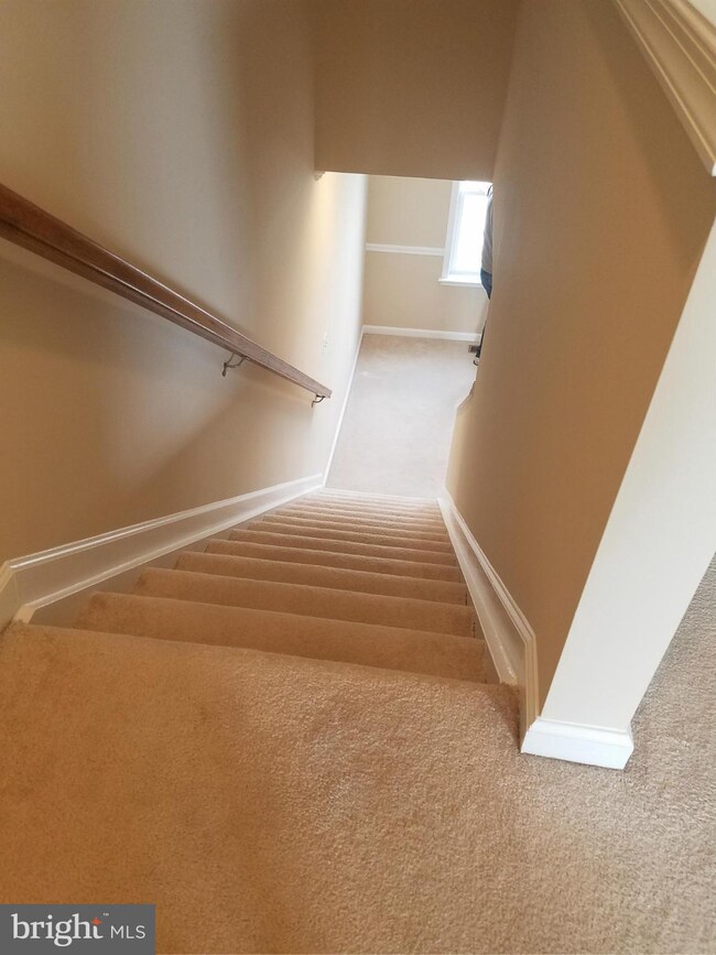 3069 Chinkapin Oak Ln unit 347, Woodbridge, VA 22191 - photo 7