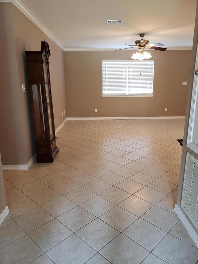 view of living area from foyer on jackso